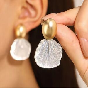 🆕New Gold & Silver Big Shell Light Weight Earrings